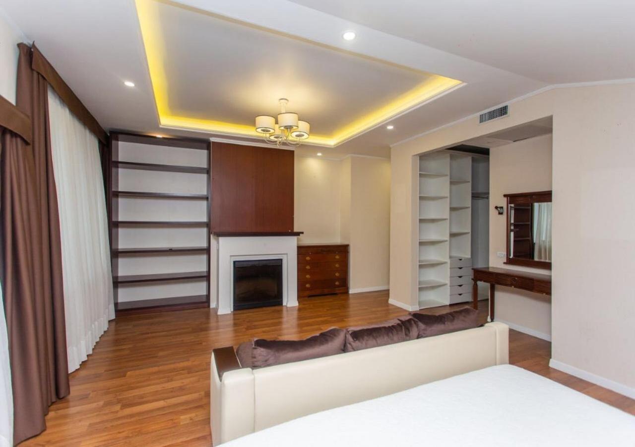 Hotel Olsi Chisináu Habitación foto